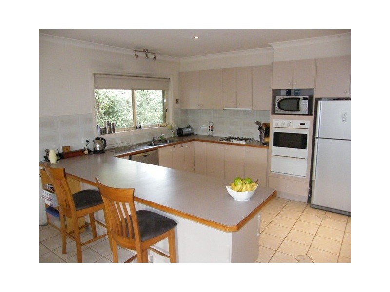 14 Dunell Rise, Berwick VIC 3806