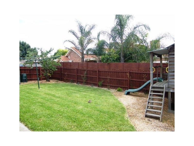 14 Dunell Rise, Berwick VIC 3806