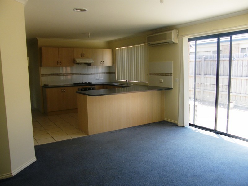 63 Melzak Way, Berwick VIC 3806