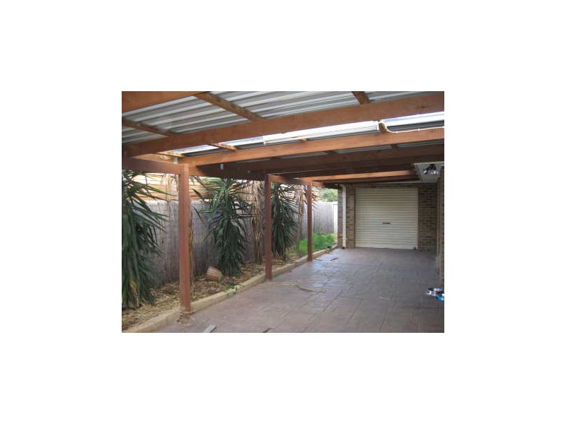 384 Centre Road, Berwick VIC 3806