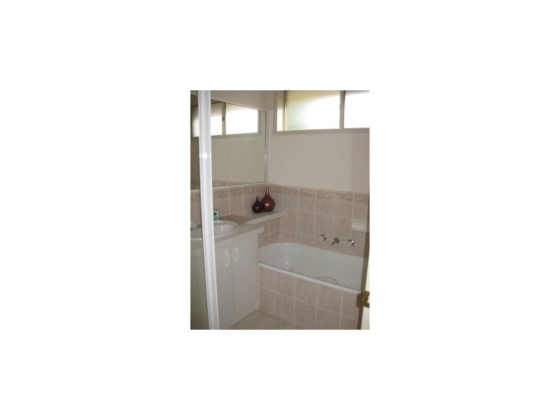 384 Centre Road, Berwick VIC 3806