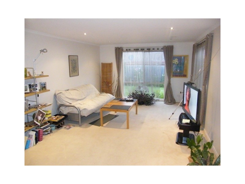 29 Rodlarni Crescent, Berwick VIC 3806