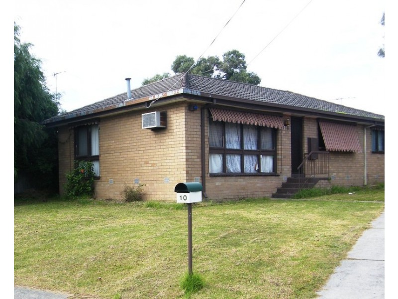 10  Marshall Crt, Hampton Park VIC 3976