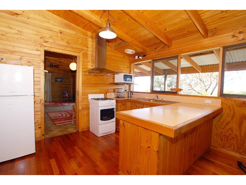 30 Clematis Avenue, Ferntree Gully VIC 3156