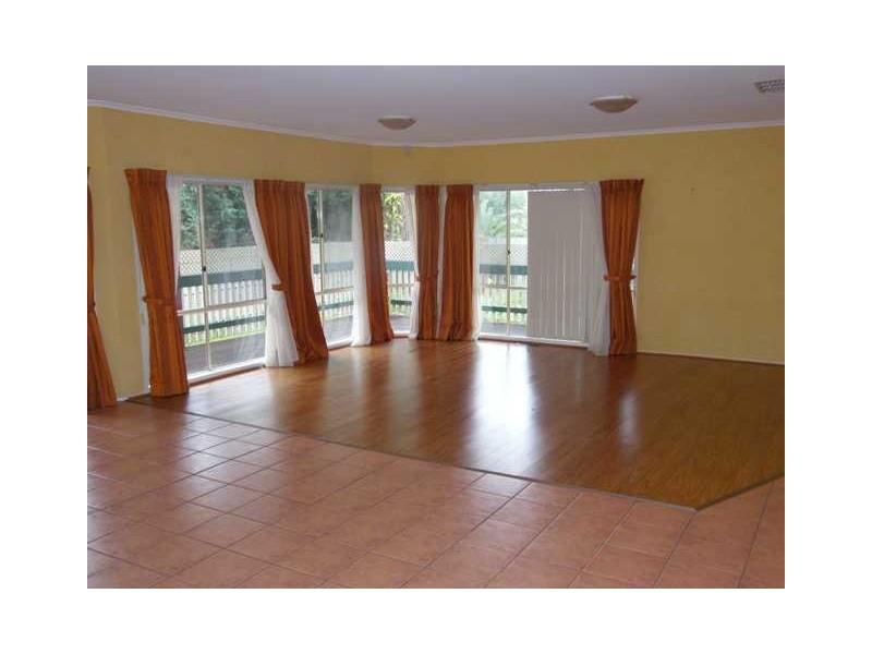 29 Galloway Drive, Narre Warren South VIC 3805