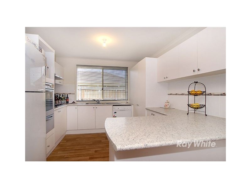 4 Red Gum Circuit, Pakenham VIC 3810