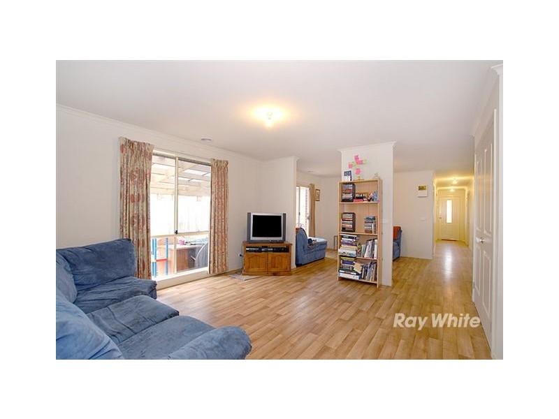 4 Red Gum Circuit, Pakenham VIC 3810