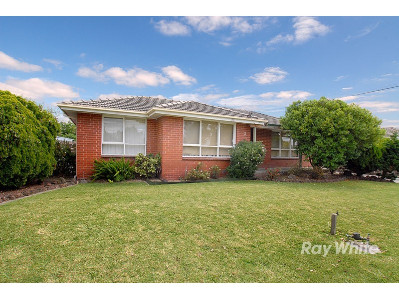 2 Efron Street, Dandenong North VIC 3175