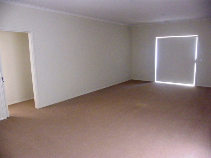 36 Saul Avenue, Berwick VIC 3806