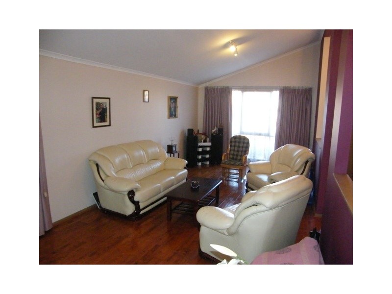 12 Glenburn Drive, Hallam VIC 3803