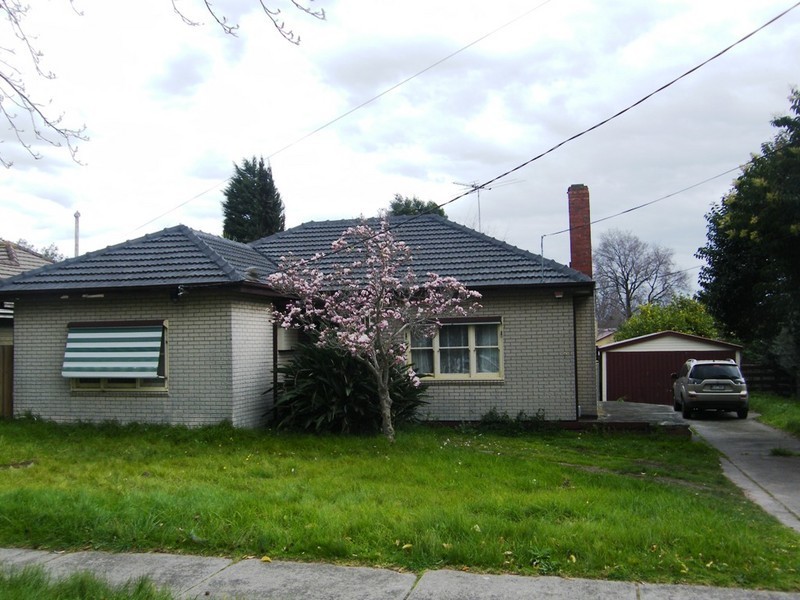 8  Birdwood Avenue, Dandenong VIC 3175