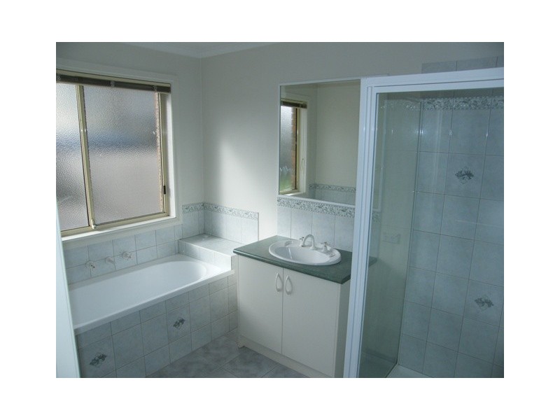 79 Ward Road, Berwick VIC 3806