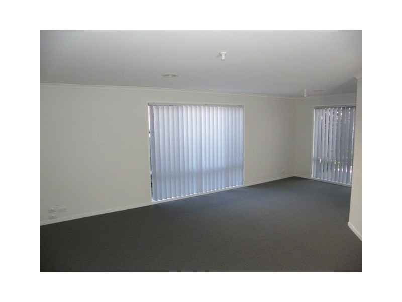 5 Treetop Court, Narre Warren South VIC 3805