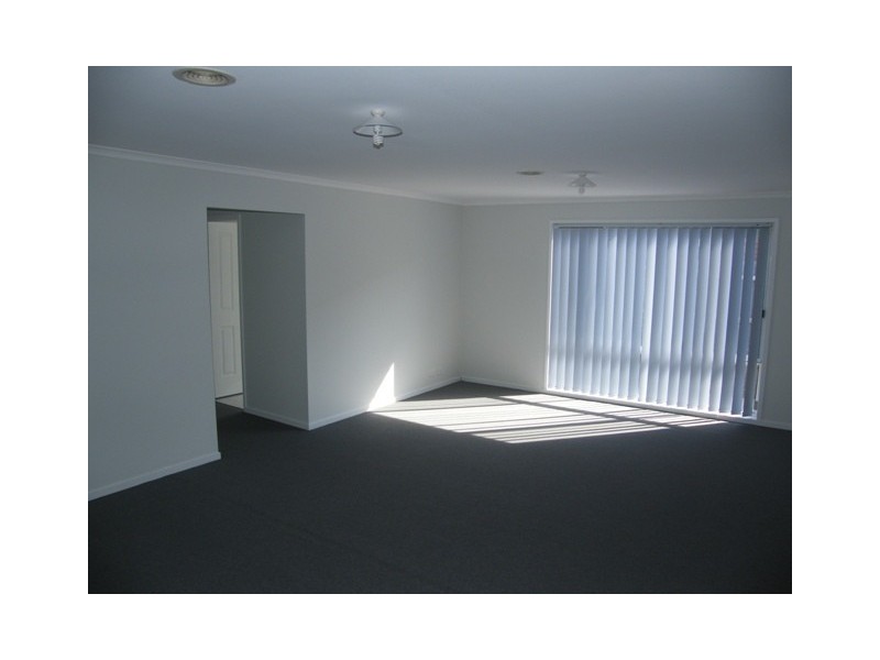 5 Treetop Court, Narre Warren South VIC 3805