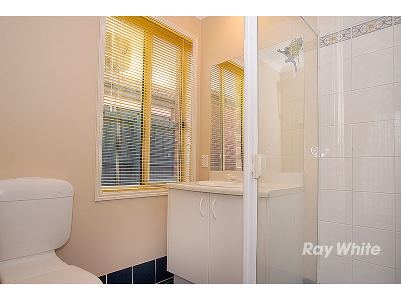 6 Earlwood Street, Narre Warren South VIC 3805