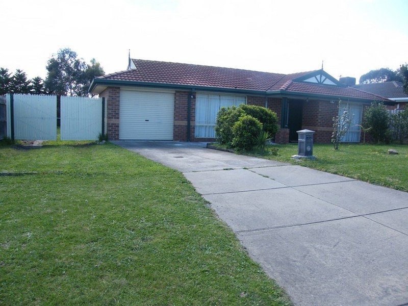 2 Fleur Court, Narre Warren South VIC 3805