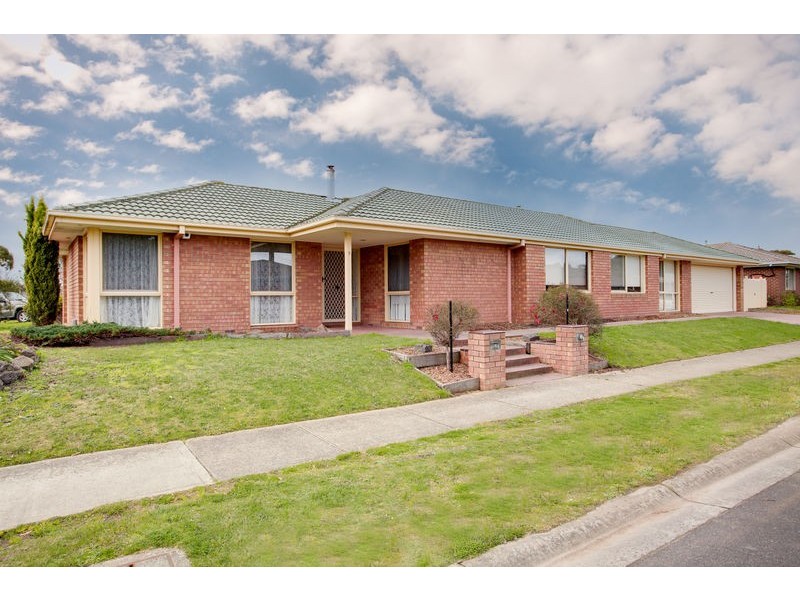 9 James Bathe Way, Narre Warren South VIC 3805