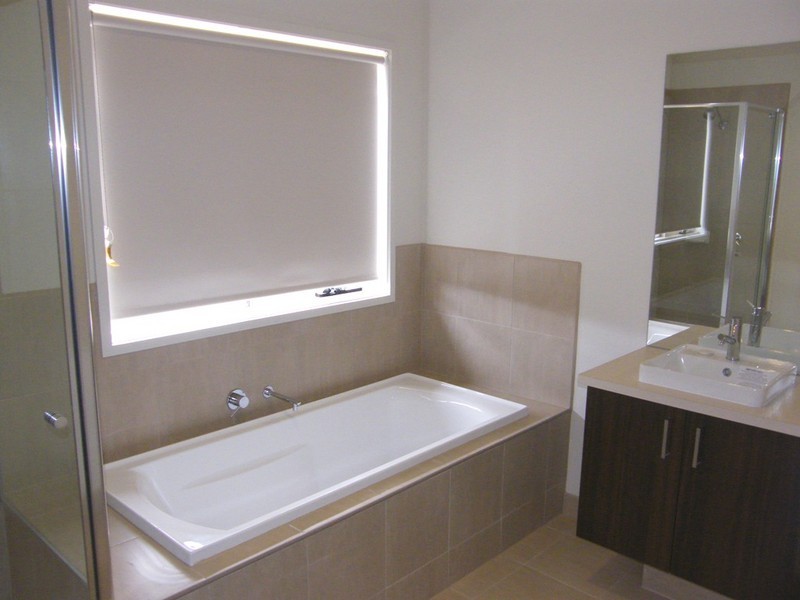 12 Mullein Bend, Cranbourne North VIC 3977