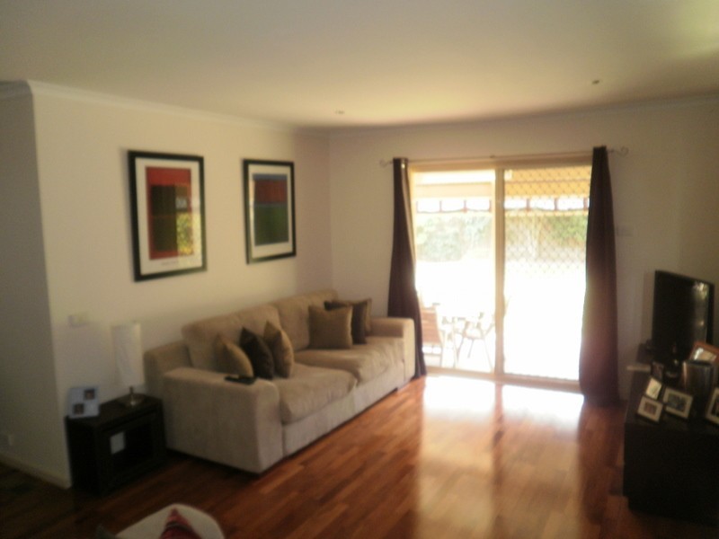 4 Leonie Court, Narre Warren VIC 3805