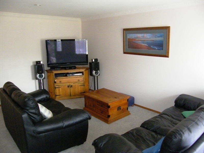 5 Kevin Close, Beaconsfield VIC 3807