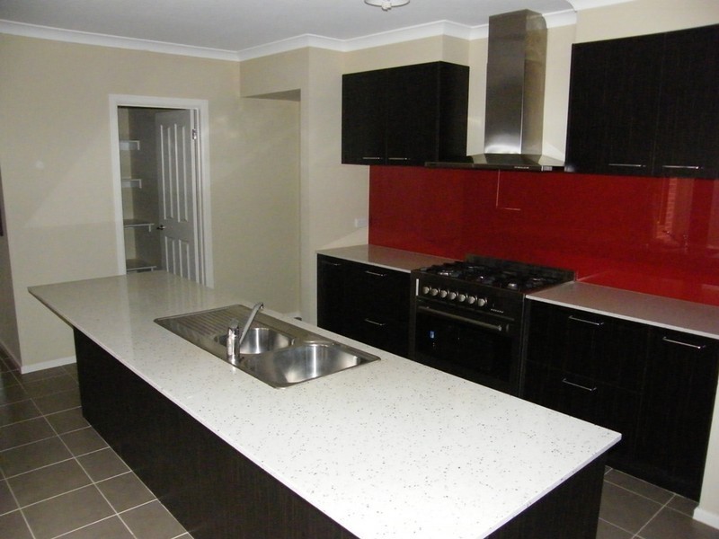 9  Lumina Avenue, Cranbourne North VIC 3977