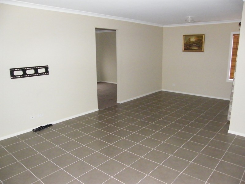 9  Lumina Avenue, Cranbourne North VIC 3977