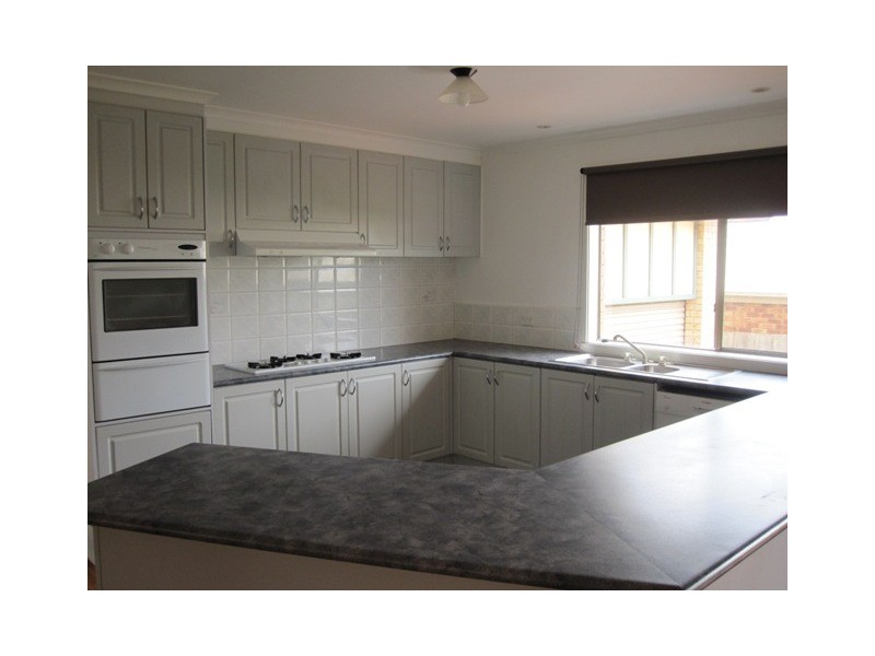 3 Edward Court, Berwick VIC 3806