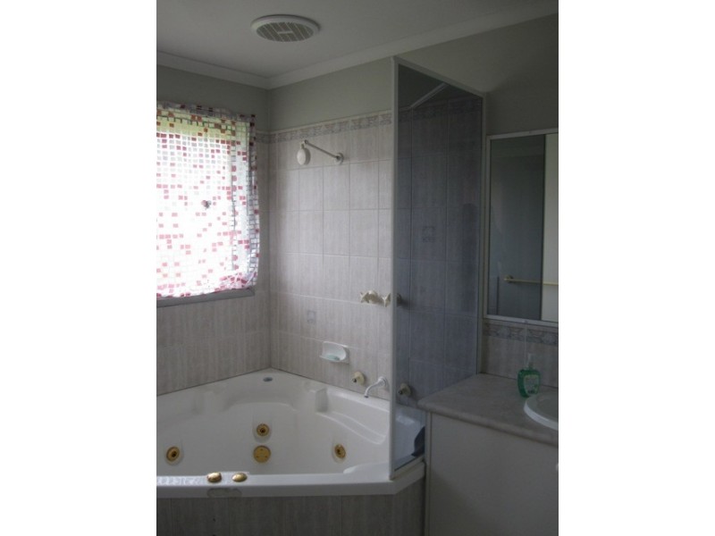 3 Edward Court, Berwick VIC 3806