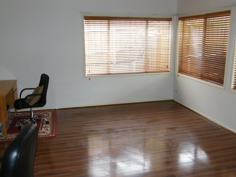 18 Ridgemont Drive, Berwick VIC 3806