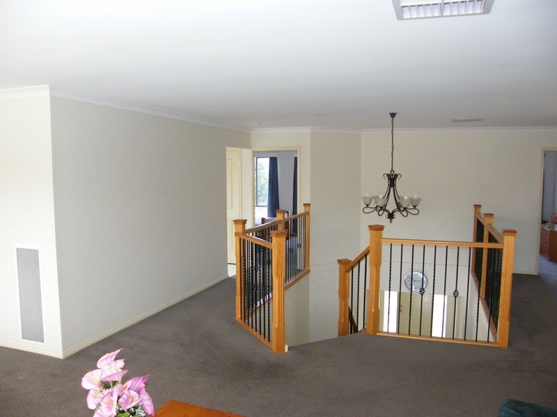 18 Ridgemont Drive, Berwick VIC 3806