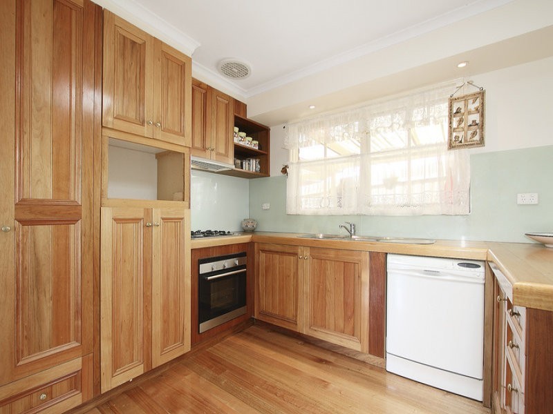 43 Chirnside Road, Berwick VIC 3806