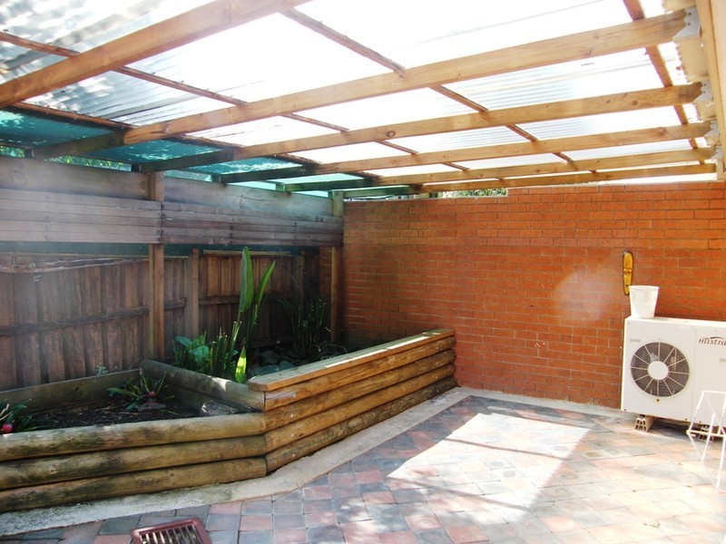 2/7 Wallowa Cres, Narre Warren VIC 3805