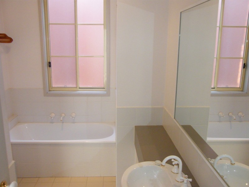 14/7-9 Reserve St, Berwick VIC 3806