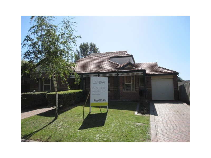 15a Yate Mews, Berwick VIC 3806