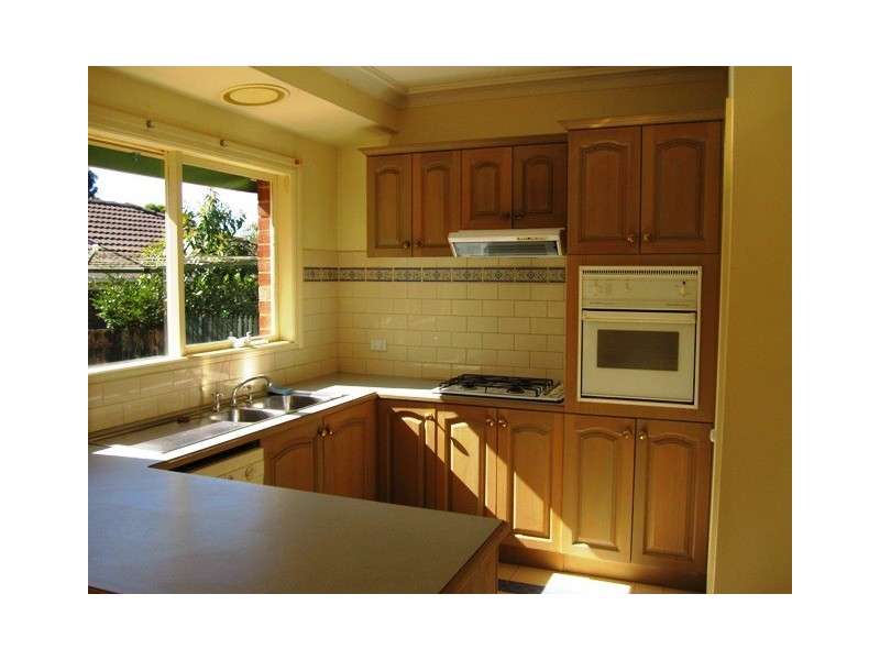 15a Yate Mews, Berwick VIC 3806