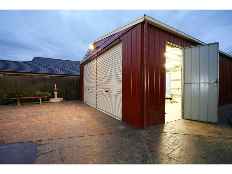 12 Chelsea Crescent, Berwick VIC 3806