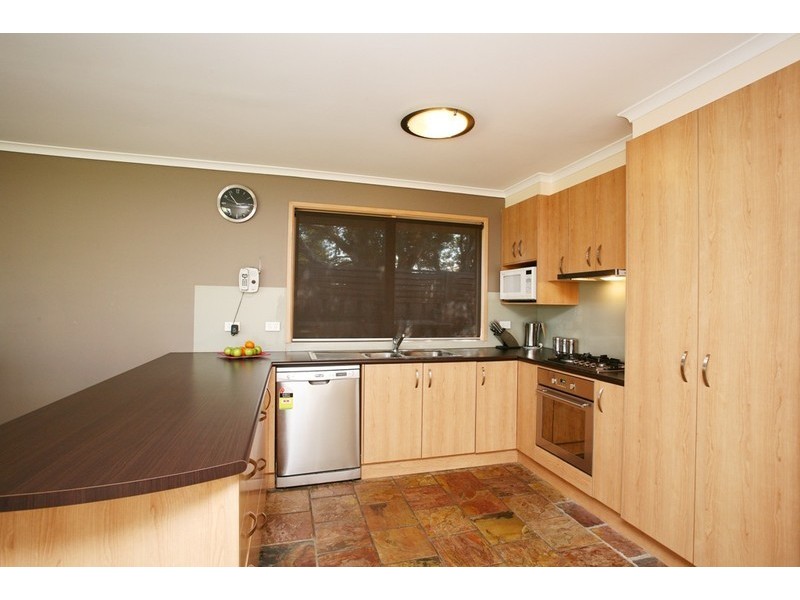 8 Stallion Court, Narre Warren South VIC 3805