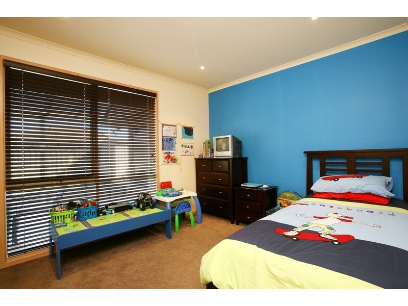 8 Stallion Court, Narre Warren South VIC 3805