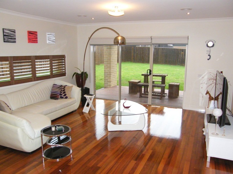19 Cavalier Drive, Berwick VIC 3806