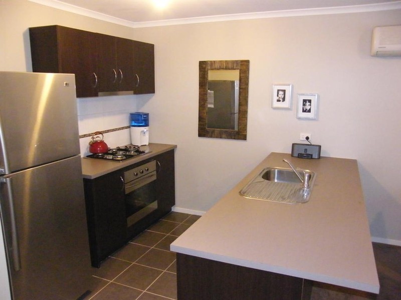 14 Tyndall Street, Cranbourne East VIC 3977