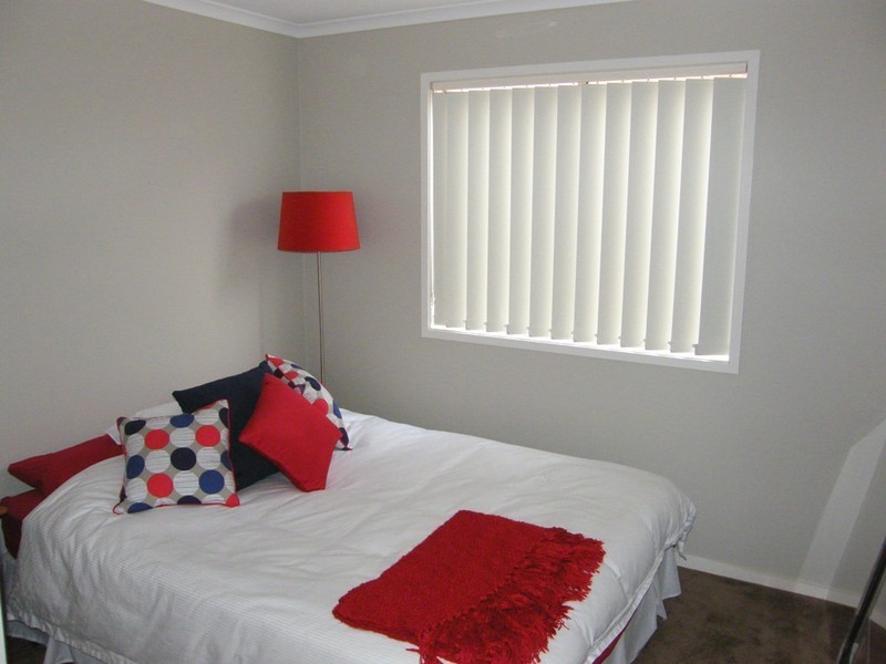 14 Tyndall Street, Cranbourne East VIC 3977