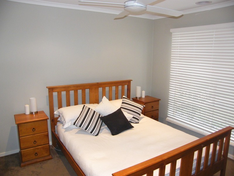 14 Tyndall Street, Cranbourne East VIC 3977