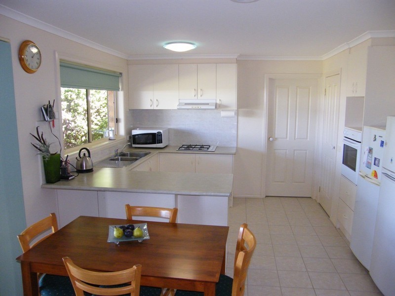 13 Hartsmere Drive, Berwick VIC 3806