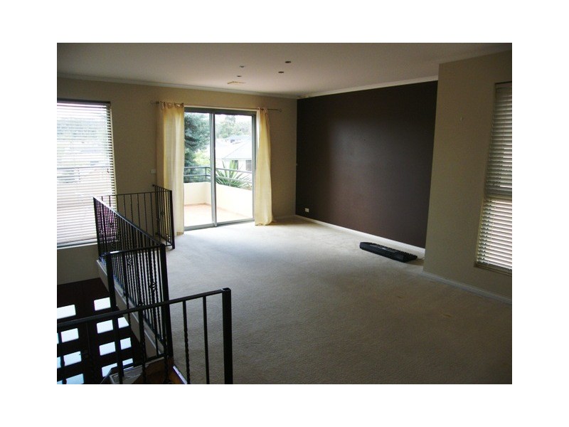 15 Lawrence Drive, Berwick VIC 3806