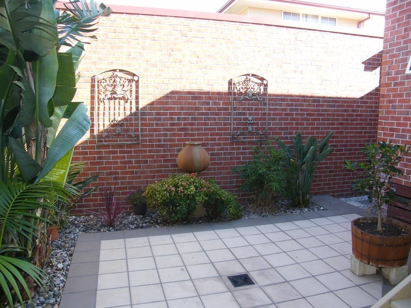 1/40 Hourigan Avenue, Clayton VIC 3168