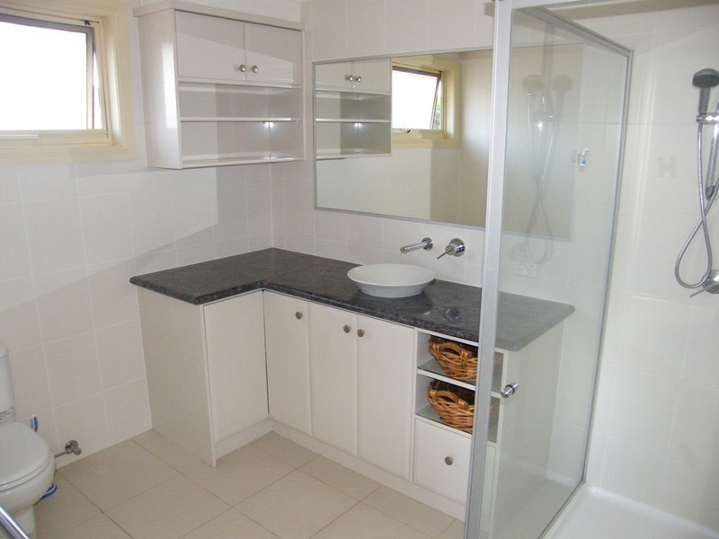 1/40 Hourigan Avenue, Clayton VIC 3168