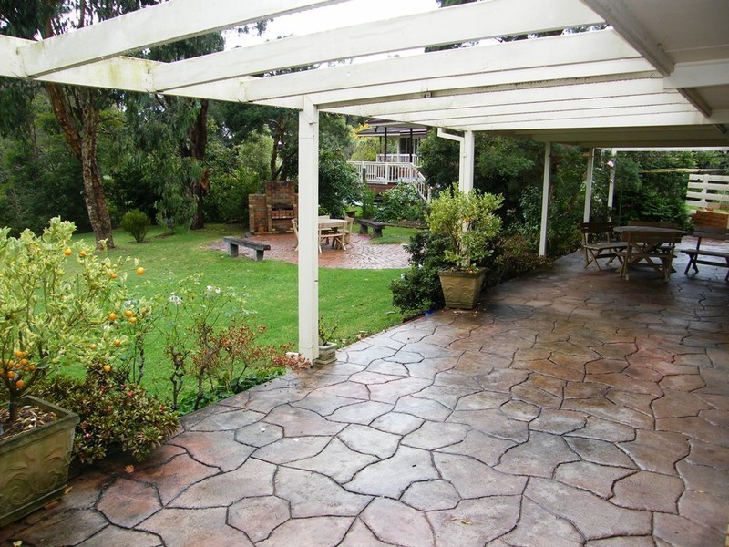 111 Stoney Creek Road, Beaconsfield Upper VIC 3808