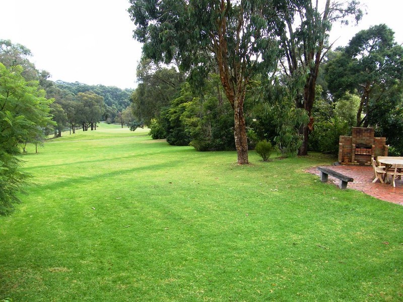 111 Stoney Creek Road, Beaconsfield Upper VIC 3808
