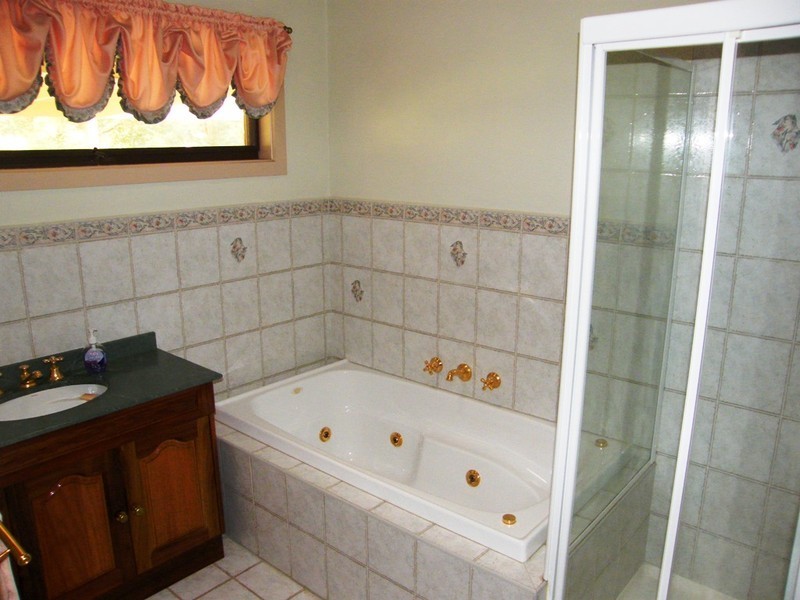 111 Stoney Creek Road, Beaconsfield Upper VIC 3808