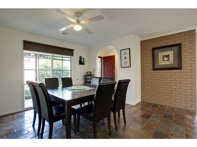 19 Debanne Court, Narre Warren VIC 3805